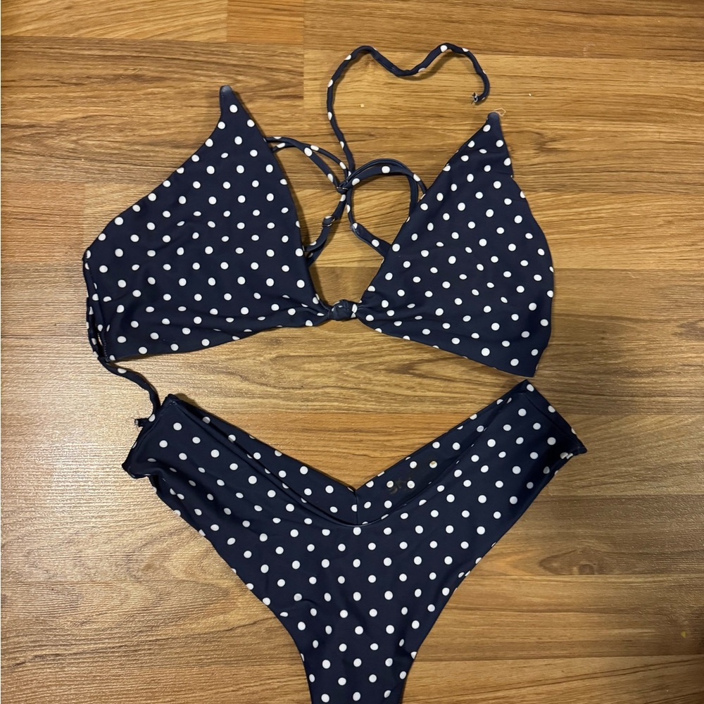 Skatie Windsor Mandi Bottom & Damaged Top